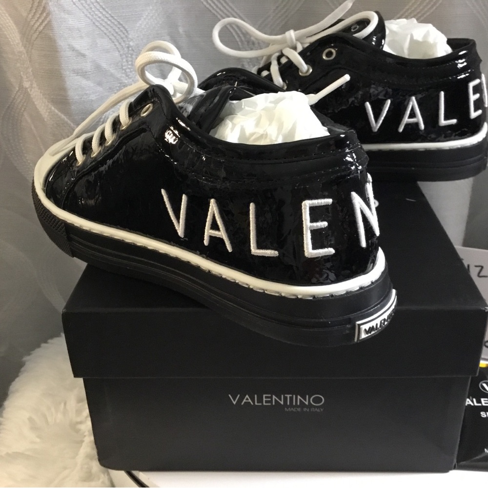 Valentino Black Patent and White Toe Cap Low-Top Sneakers - Picture 7 of 11
